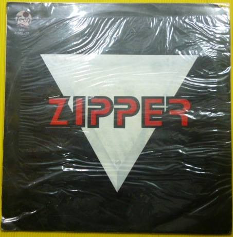 ladda ner album Zipper - En El Asiento De Atrás