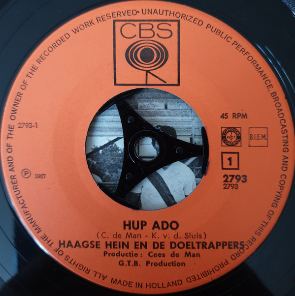 baixar álbum Haagse Hein En De Doeltrappers - Hup ADO