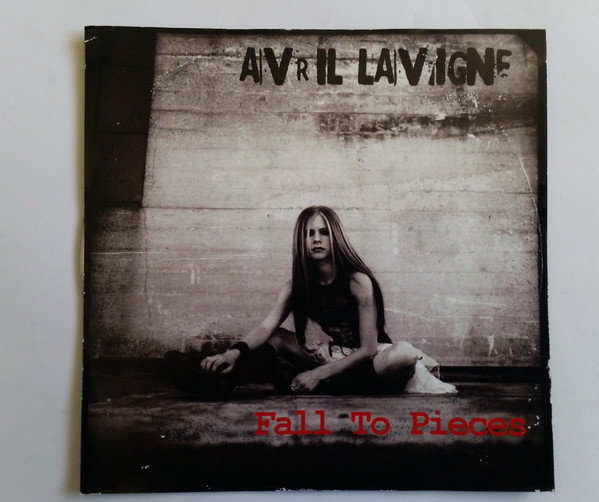 Avril Lavigne – Fall To Pieces (2005, CD) - Discogs