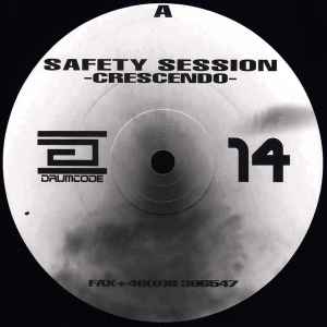 Safety Session - Crescendo album cover