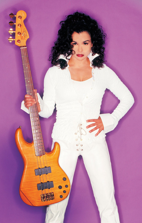 bass player rhonda smith