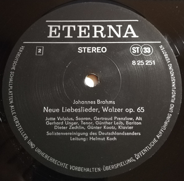last ned album Johannes Brahms - Liebeslieder Walzer Op 52 Op 65