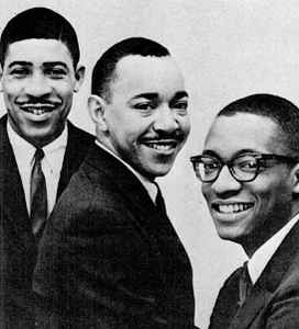 The Ramsey Lewis Trio on Discogs