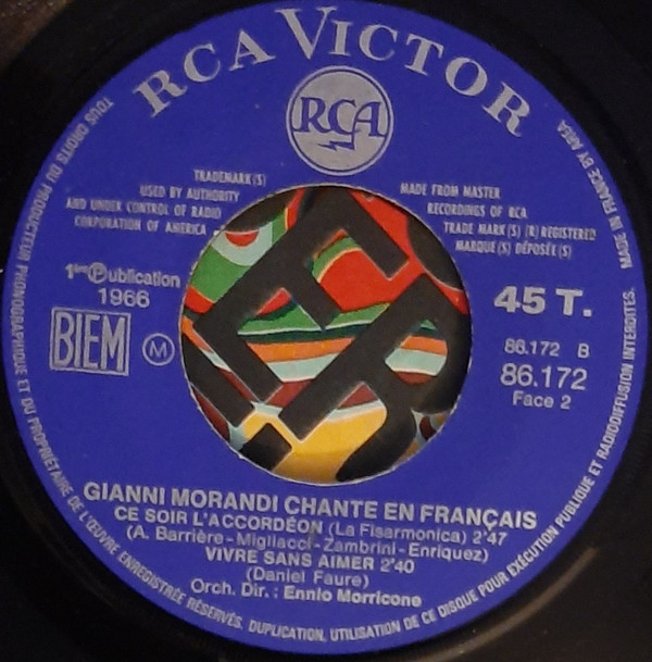 last ned album Gianni Morandi - Si Tu Vivais Au Bout Du Monde Toi Toi Toi Toi Toi Ce Soir LAccordéon Vivre Sans Aimer