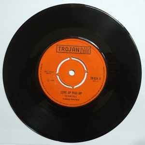 Love Up Kiss Up / Laba Laba Reggae - The Termites / Alton Ellis