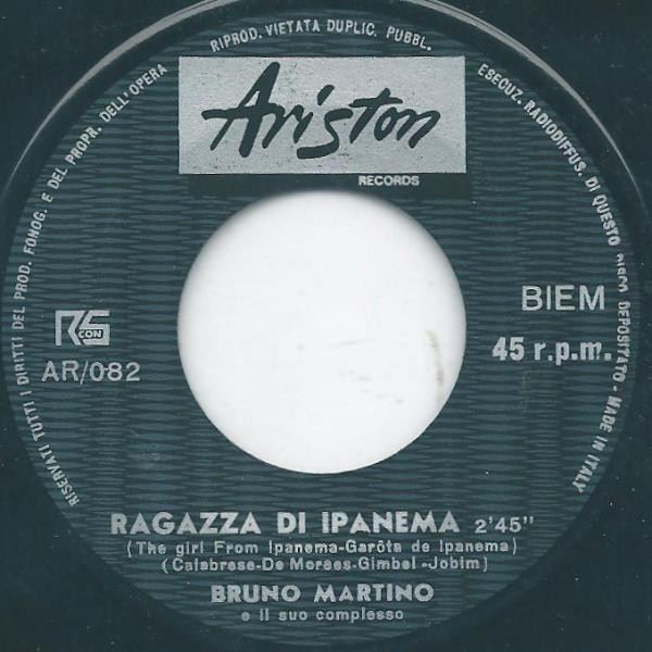 baixar álbum Bruno Martino - E La Chiamano Estate Ragazza Di Ipanema