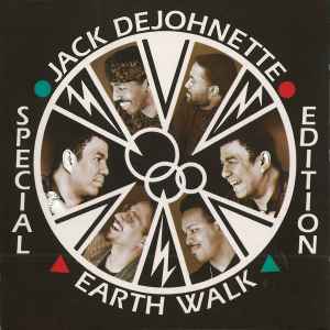 Earth walk : it's time to wake up and dream / Jack Dejohnette, batt. Michael Cain, p & synth. Gary Thomas, saxo t & fl. Greg Osby, saxo a & saxo s | Dejohnette, Jack (1942-) - batteur. Batt.