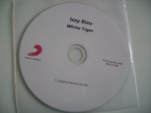 Album herunterladen Izzy Bizu - White Tiger