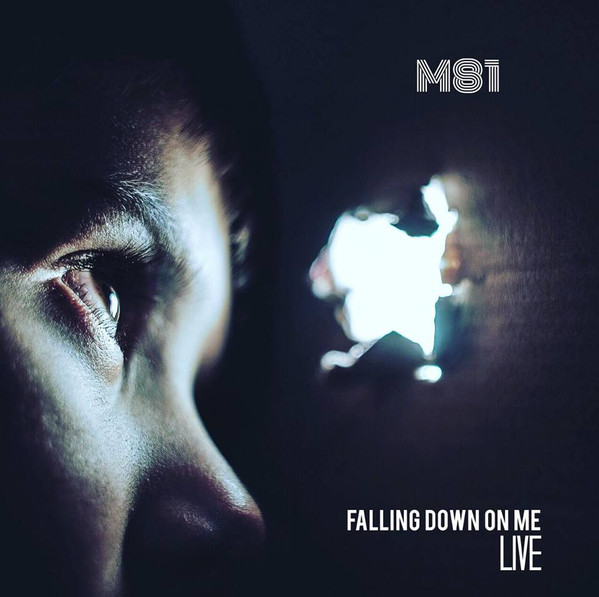 télécharger l'album M81 - Falling Down On Me Live