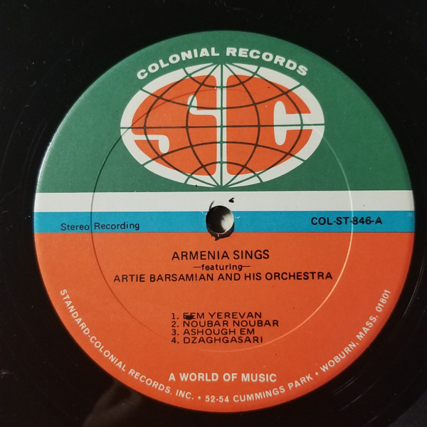 télécharger l'album Artie Barsamian & His Orchestra - Armenia Sings