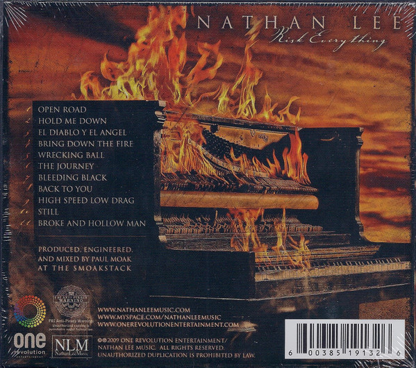 lataa albumi Nathan Lee - Risk Everything