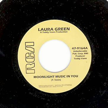 lataa albumi Laura Green Willie Hutch - Moonlight Music In You Lucky To Be Loved By You