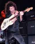 ladda ner album Ritchie Blackmore - The Story Of The Man In Black