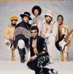 télécharger l'album The Isley Bros - Surf And Shout Whatcha Gonna Do
