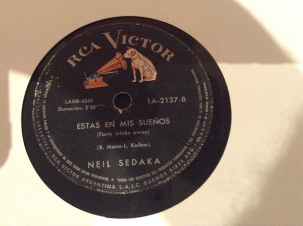 last ned album Neil Sedaka - Me Destrozas Estas En Mis Sueños
