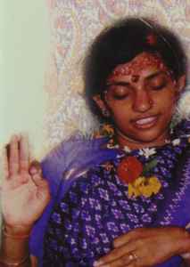 Shri Anandi Ma