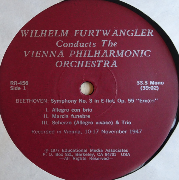 Album herunterladen Wilhelm Furtwängler conducts Beethoven with The Vienna Philharmonic - Symphony Nr 3 In E Flat Eroica The Historic November 1947 Recording