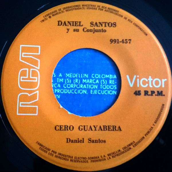 télécharger l'album Daniel Santos - El Chino Camarero Cero Guayabera