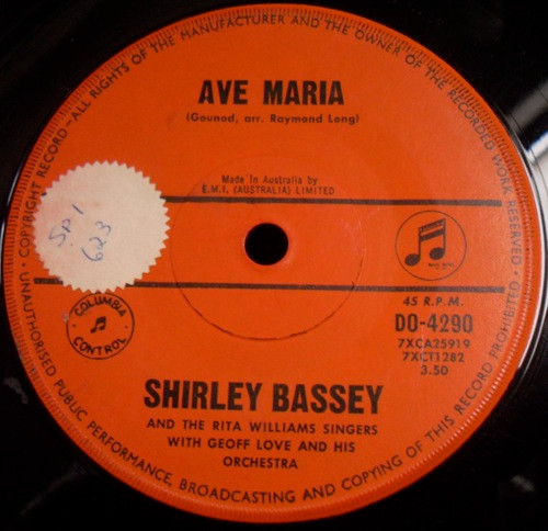 baixar álbum Shirley Bassey - Youll Never Walk Alone