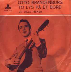 Otto Brandenburg - To Lys På Et Bord