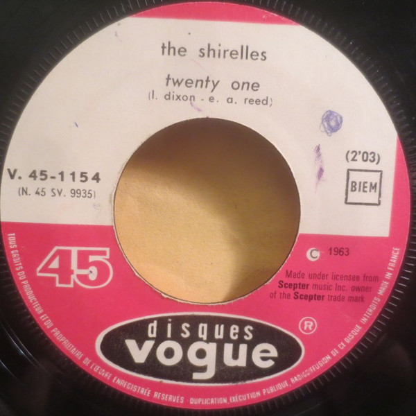 télécharger l'album The Shirelles - Twenty One Doin The Ronde