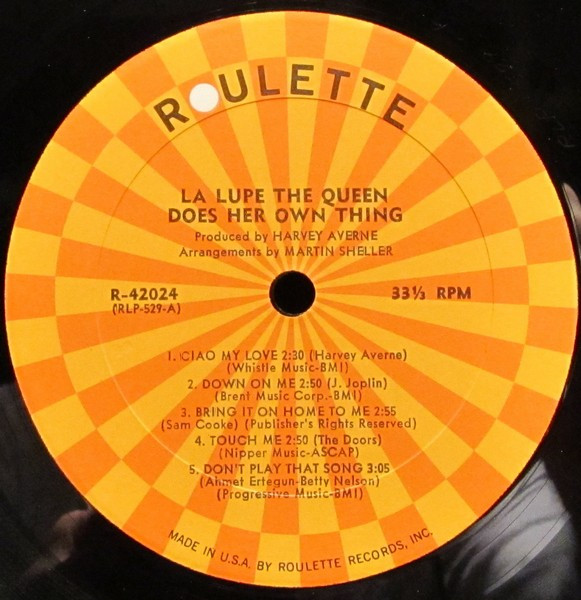 Album herunterladen La Lupe - The Queen Does Her Own Thing