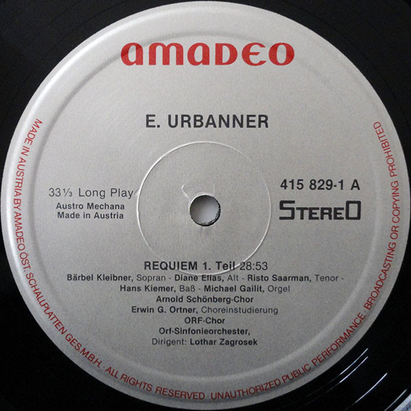Album herunterladen Erich Urbanner - Requiem