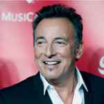 baixar álbum Bruce Springsteen - Straight Into Our Hearts