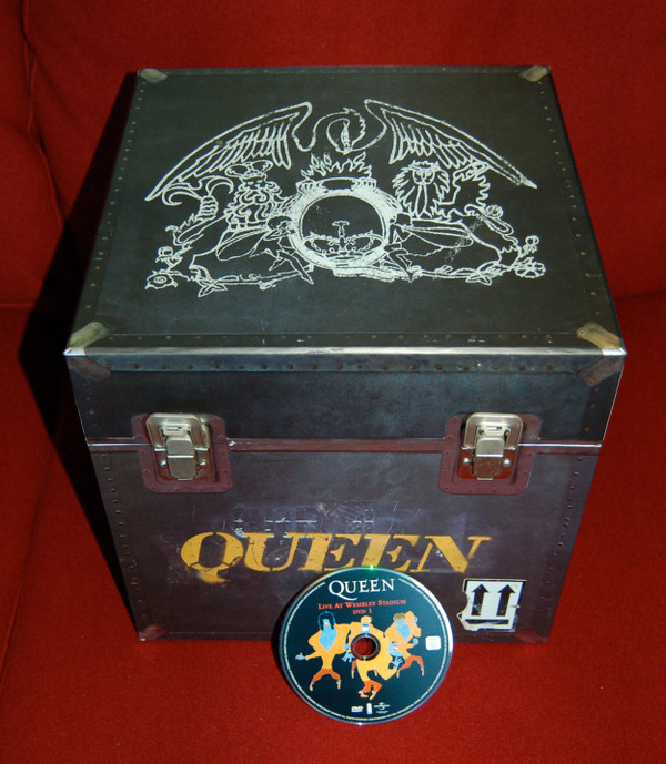 télécharger l'album Queen - Live At Wembley Stadium Super Deluxe Edition