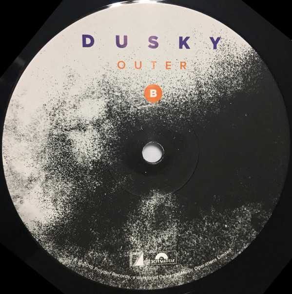 Dusky - Outer | Polydor (POLY 4798564) - 3