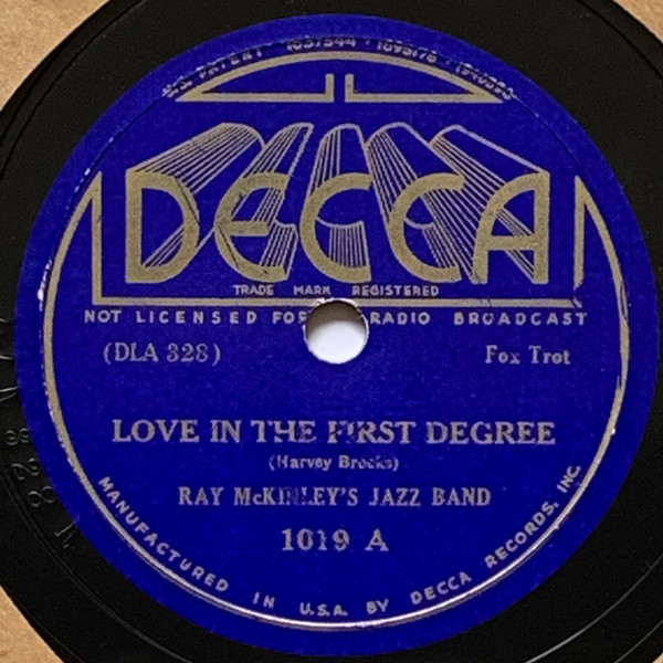 Album herunterladen Ray McKinley's Jazz Band - Love In The First Degree New Orleans Parade