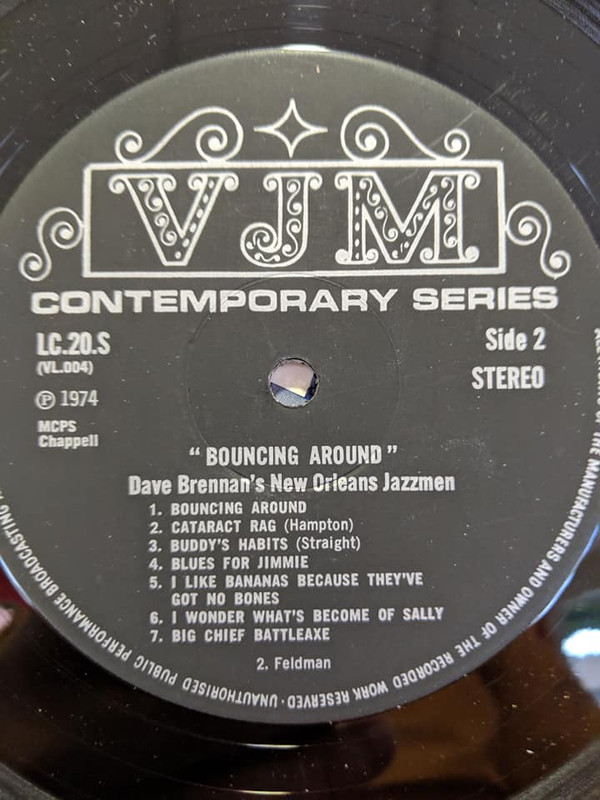 ladda ner album Dave Brennan's New Orleans Jazzmen - Bouncing Around
