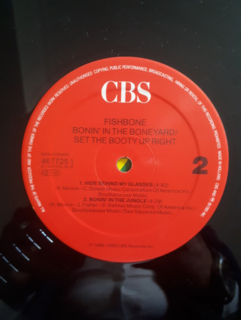 last ned album Fishbone - Bonin In The Boneyard Set The Booty Up Right