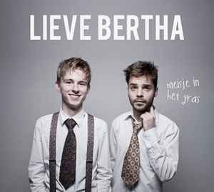 Lieve Bertha - Meisje In Het Gras album cover
