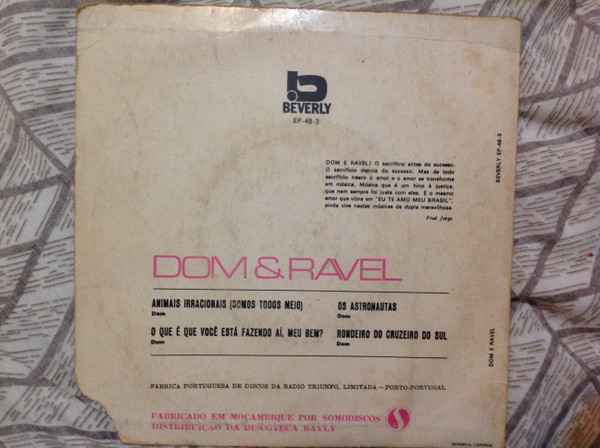 Album herunterladen Download Dom & Ravel - Animais Irracionais album