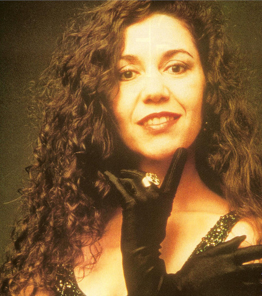 Vânia Bastos Discography | Discogs