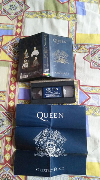 Dvd Queen - Greatest Flix - Dvd Total - Novo Lacrado em Promoção na  Americanas