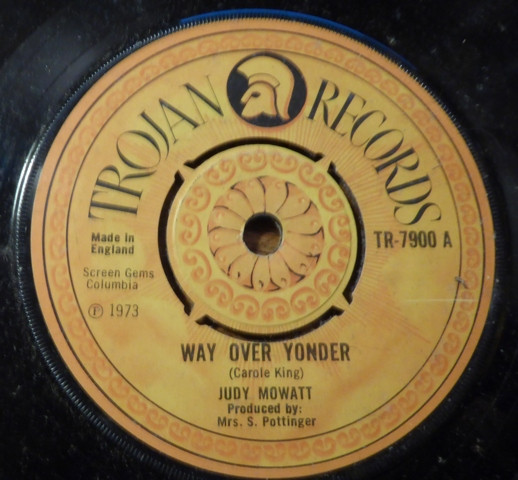 ladda ner album Judy Mowatt - Way Over Yonder