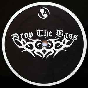 Rocco - Drop The Bass