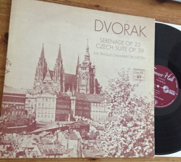 Album herunterladen Prague Chamber Orchestra, Antonín Dvořák - Serenade Op 22 Czech Suite Op 39
