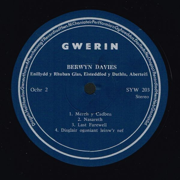 Album herunterladen Berwyn Davies - Enillydd Rhuban Glas Eisteddfod Y Dathlu