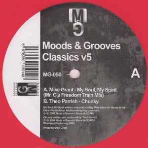 Moods & Grooves Classics v5 - Mike Grant / Theo Parrish