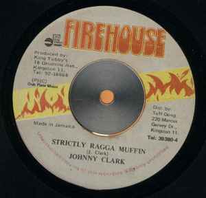Johnny Clarke - Strictly Ragga Muffin album cover
