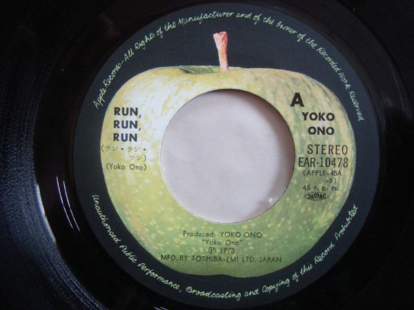 Album herunterladen ヨーコオノ YokoOno - ランランラン Run Run Run