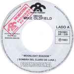 Cover of Moonlight Shadow = Sobra Del Claro De Lune, 1983, Vinyl