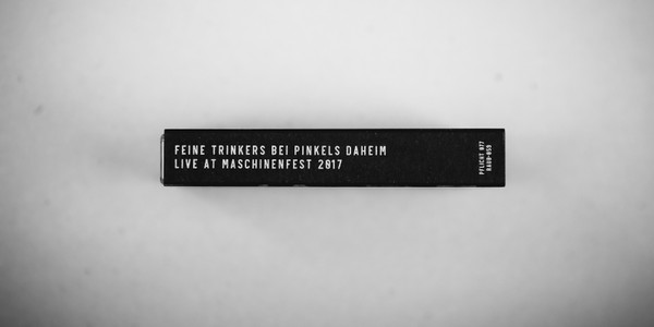 télécharger l'album Feine Trinkers Bei Pinkels Daheim - Live At Maschinenfest 2017