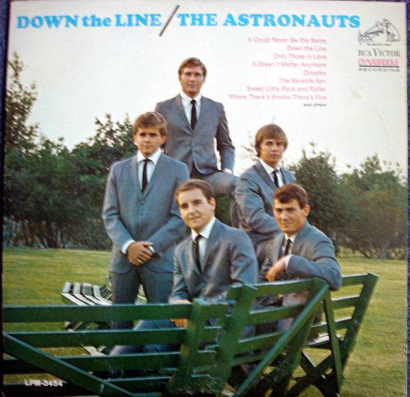 Astronauts (3), The - Down The Line