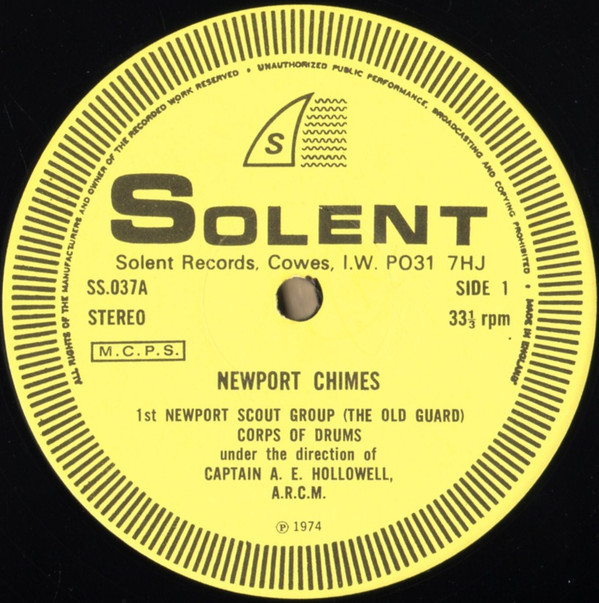 baixar álbum 1st Newport Scout Group (The Old Guard) Corps Of Drums - Newport Chimes