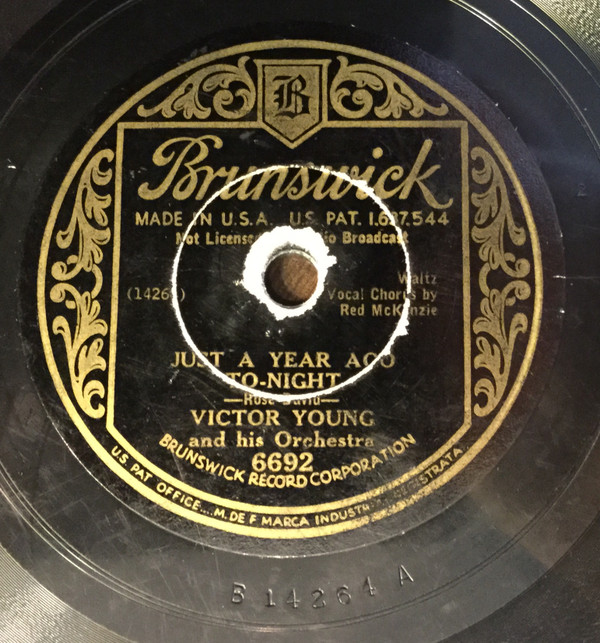 baixar álbum Victor Young And His Orchestra - Good Night Little Girl Of My Dreams Just A Year Ago To Night