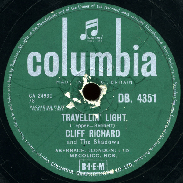 ladda ner album Cliff Richard And The Shadows - Travellin Light Dynamite